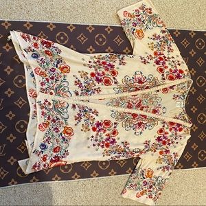 Women’s kimono xs/small Bila brand